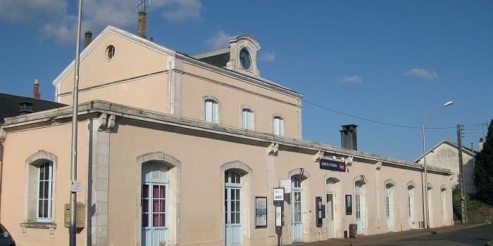 Gare de Chinon